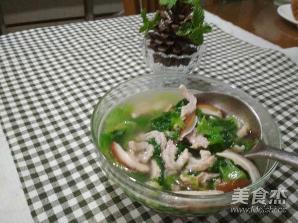 Root Lettuce and Mushroom Soup recipe