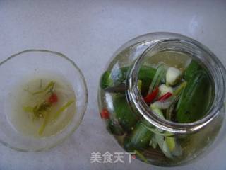 Sweet and Sour and Refreshing---russian Pickled Cucumber recipe