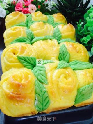 Squeeze Rose Nut Bread recipe
