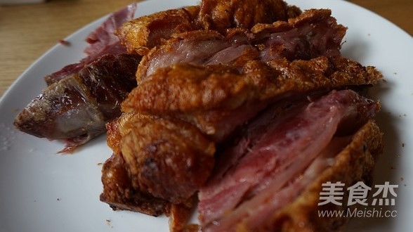 Sweet and Spicy Roast Pork Knuckle recipe
