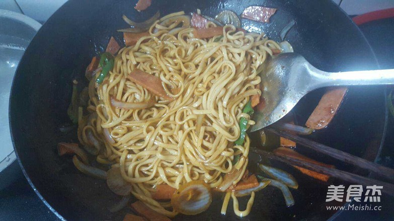 Fried Noodles with Ham recipe