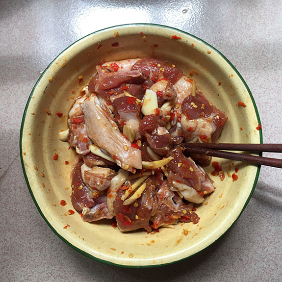 Steamed Duck with Chopped Pepper recipe