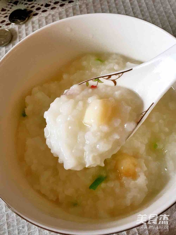 Congee with Scallops and Seafood recipe