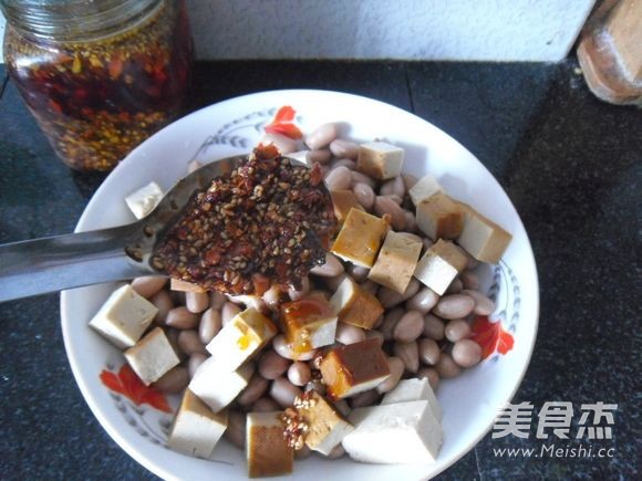 Peanuts Mixed with Dried Tofu recipe