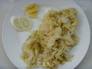 Sour and Refreshing Appetizer---sauerkraut Boiled White Meat recipe