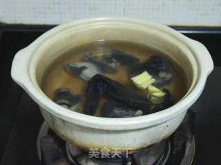 Shenqi Shuangzao Black Chicken Soup recipe