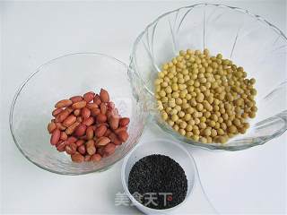 Sesame Peanut Soy Milk recipe