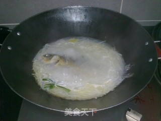 Carp Soup with Shredded Radish recipe