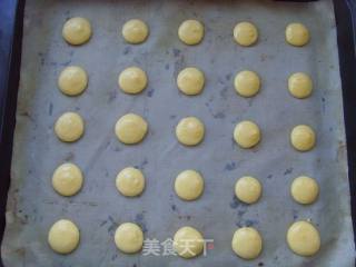 Childhood Taste---small Biscuits with Egg Yolk recipe