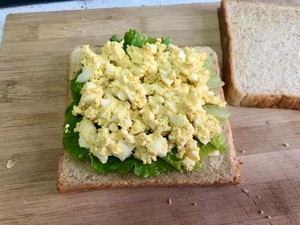 Egg & Cheese Sandwich🥪 recipe