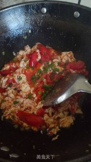 Scrambled Eggs with Tomatoes recipe