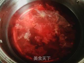 Bayberry and White Fungus Soup recipe