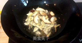 Shanghai Fried Noodles recipe