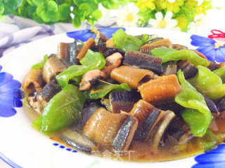 Stir-fried Eel Slices with Green Pepper recipe