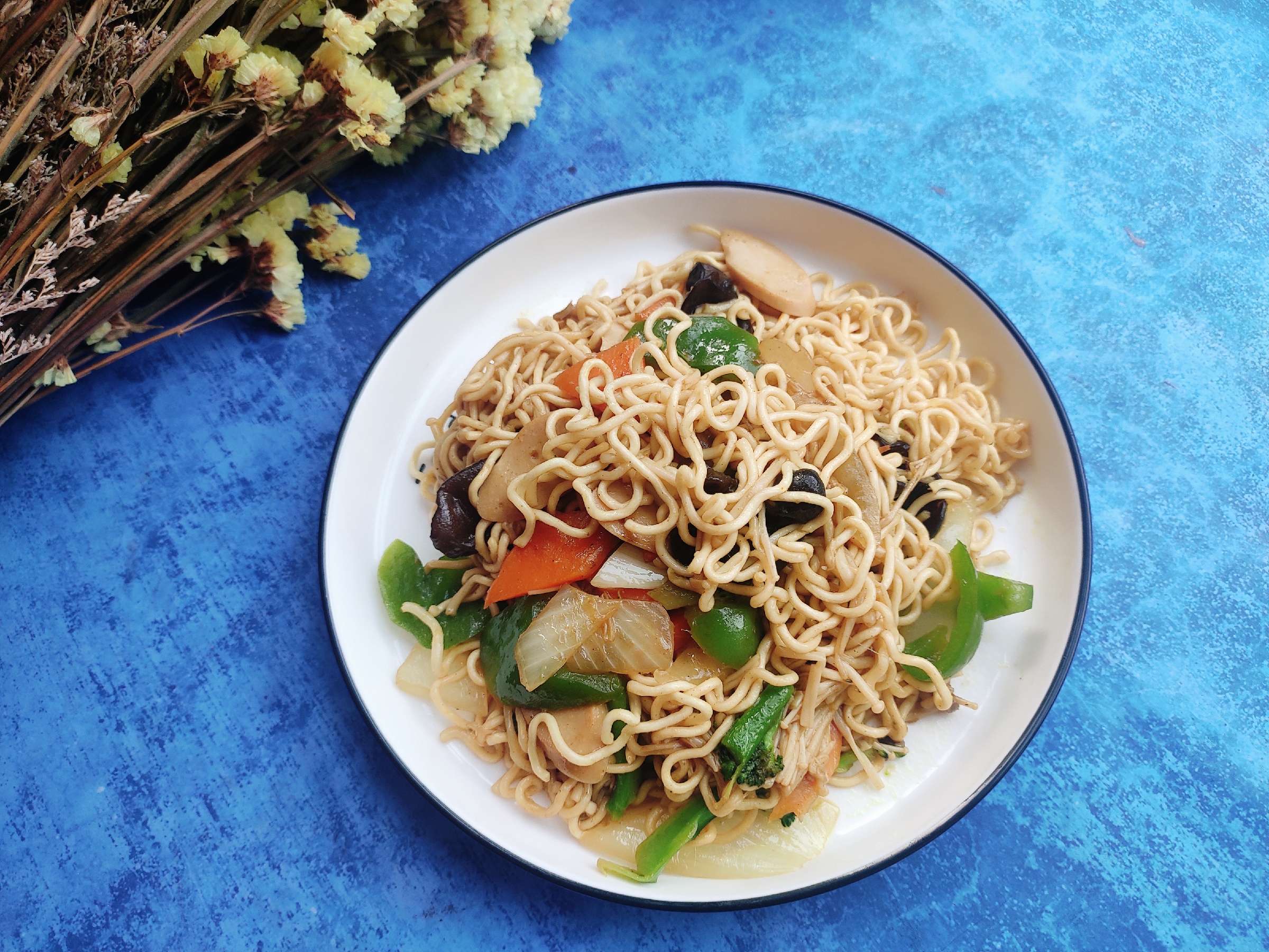 Curry Fried Noodles recipe