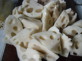 Pork Ribs and Lotus Root Soup recipe