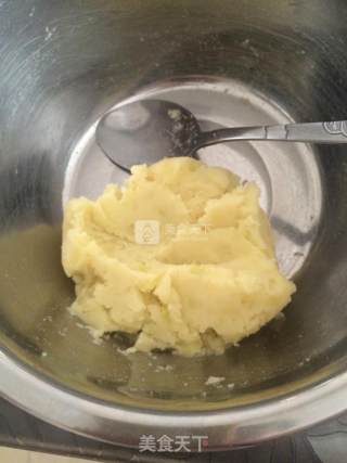 Meat Floss Potato Cake recipe