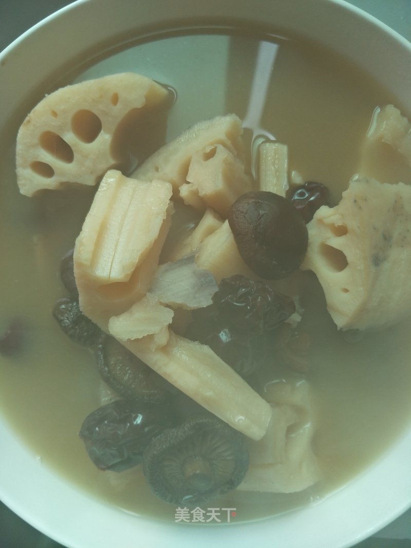 Red Date and Lotus Root Soup recipe