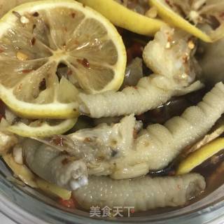 Sour and Spicy Lemon Chicken Feet recipe