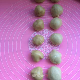 Fresh Meat Moon Cakes recipe