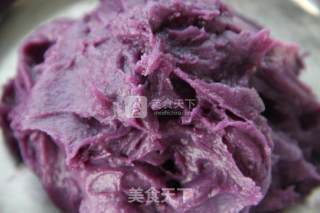 The Outer Skin is Soft and The Filling is Sweet---purple Sweet Potato Small Meal Bag recipe