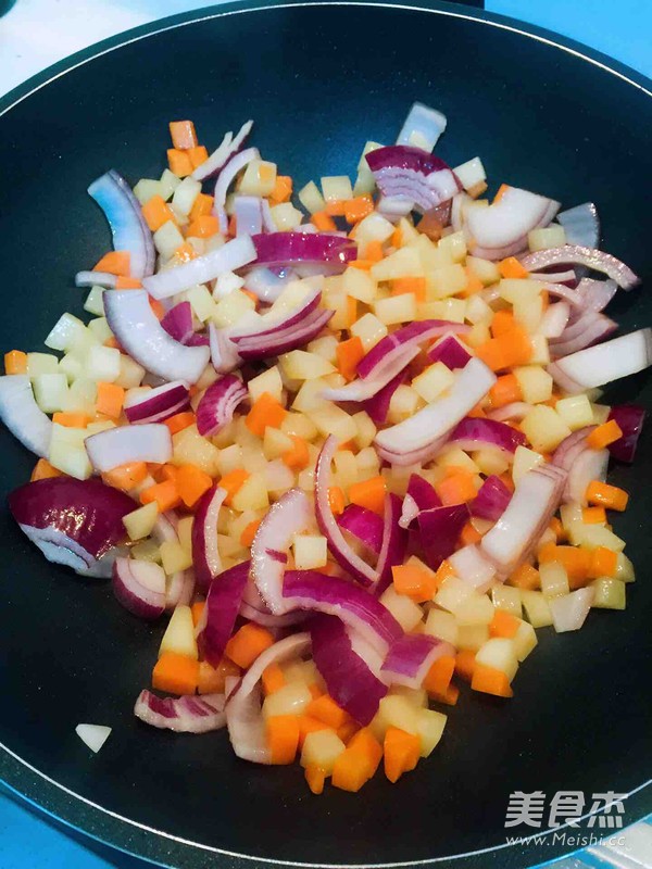 Potatoes and Black Pepper Beef Stew Rice recipe