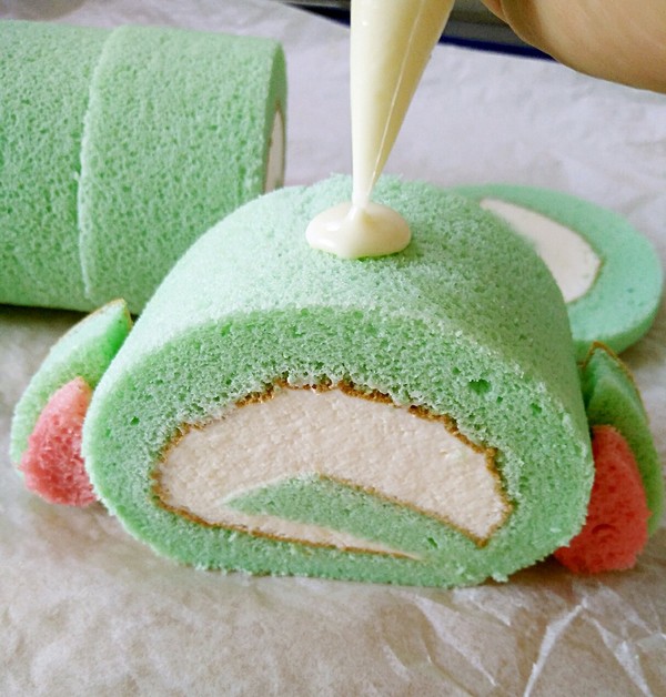 Dumbo Cake Roll recipe