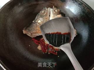 Stewed Fish Head with Mushroom and Tofu recipe