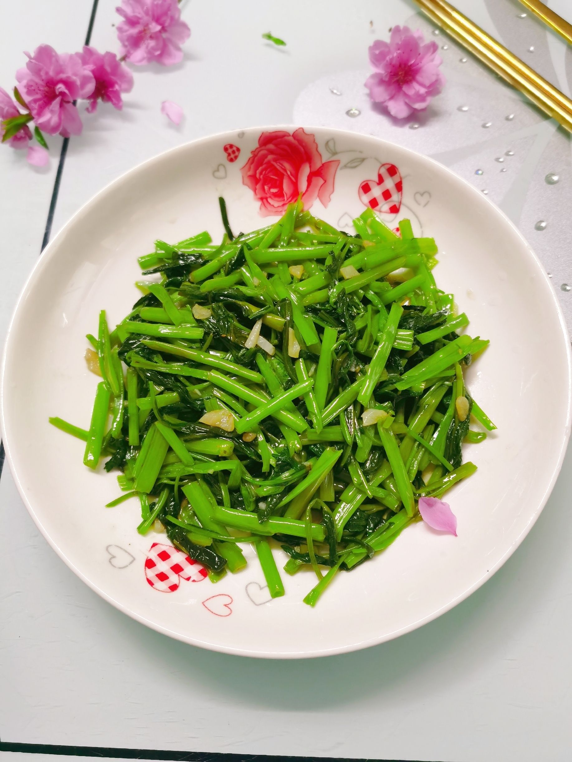 Stir-fried Water Spinach recipe