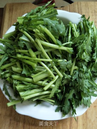 Stir-fried Chrysanthemum recipe