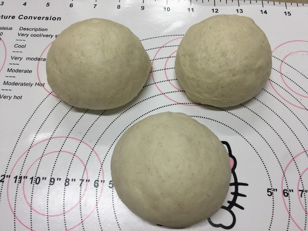 Whole Wheat Mochi Soft European Buns recipe