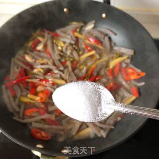 Pickled Pepper Konjac Shreds recipe