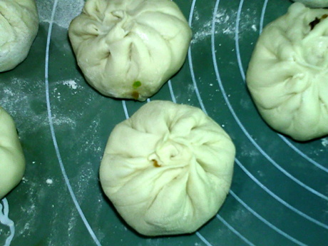 Fried Pork Buns with Plum and Vegetables recipe