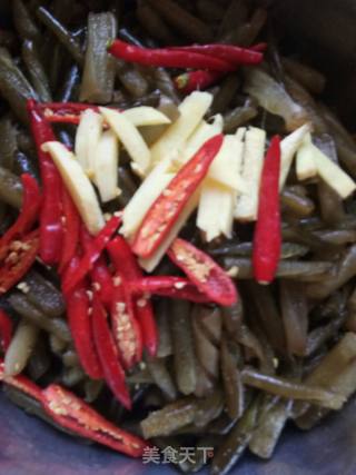 Hot and Sour Sea Bamboo Shoots recipe