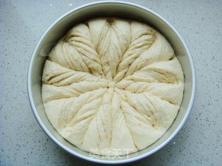 Flower Torn Bread recipe