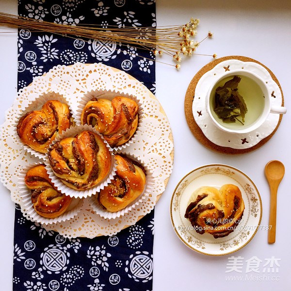 Red Bean Roll Bread recipe