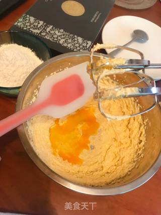 Garland Butter Cookies recipe