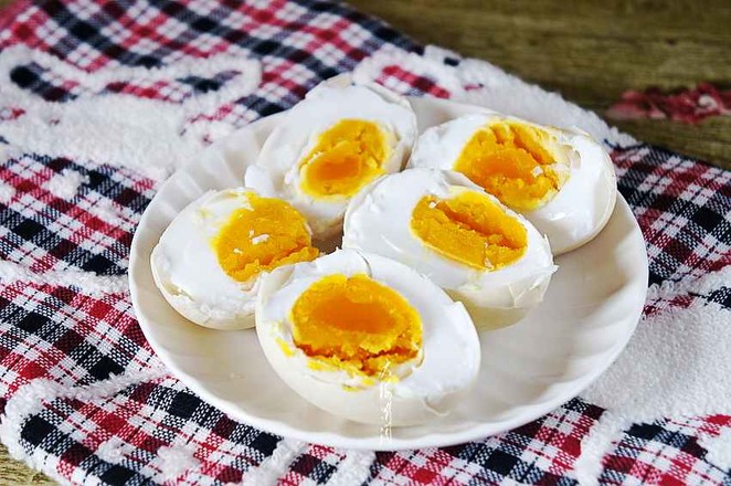 Homemade Salted Duck Eggs recipe