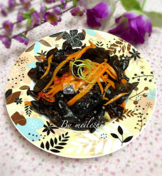 Vegetarian Fried Black Fungus recipe