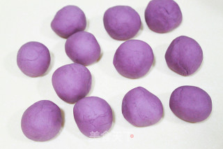 Purple Sweet Potato Mantou recipe