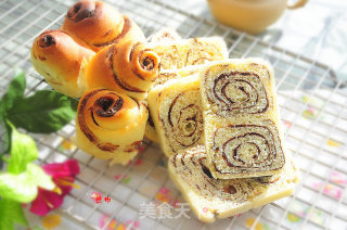 Soft and Delicious Chocolate Rose Roll recipe