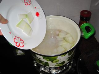 Tasty Small Fish and Winter Melon Soup recipe