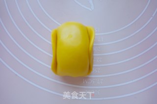 [tianjin] Yuanbao Egg Yolk Crisp recipe