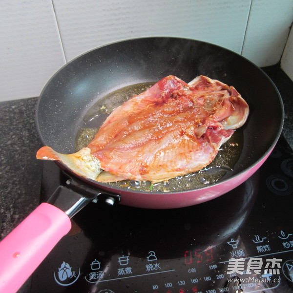 Fried Fish with Onions recipe