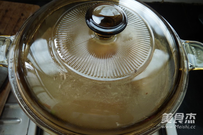 Chicken Drumstick Wonton Soup Pot recipe