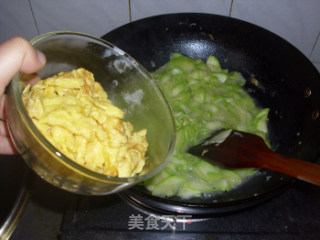 Zucchini Scrambled Eggs recipe