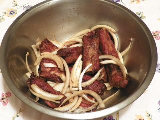 Baked Bones with Tin Foil recipe