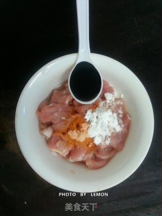 The Perfect Combination-fresh Wolfberry Slippery Pork Slices recipe