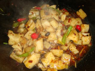 Spicy Stir-fried Lotus Root with Bean Drum recipe