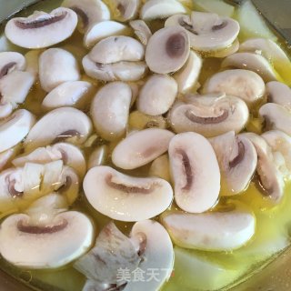 Radish and Mushroom Soup recipe